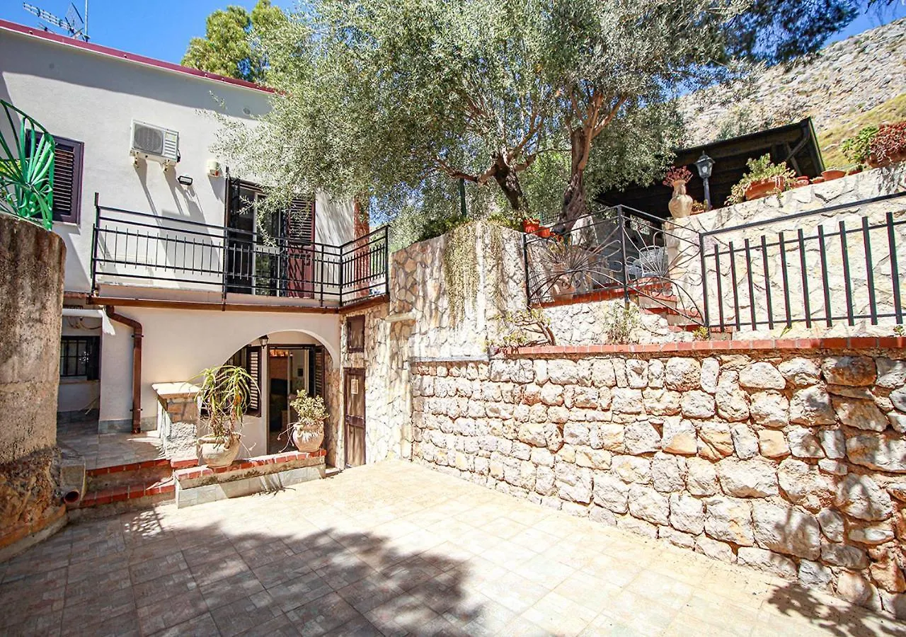Teatro Apartments Mondello Palermo