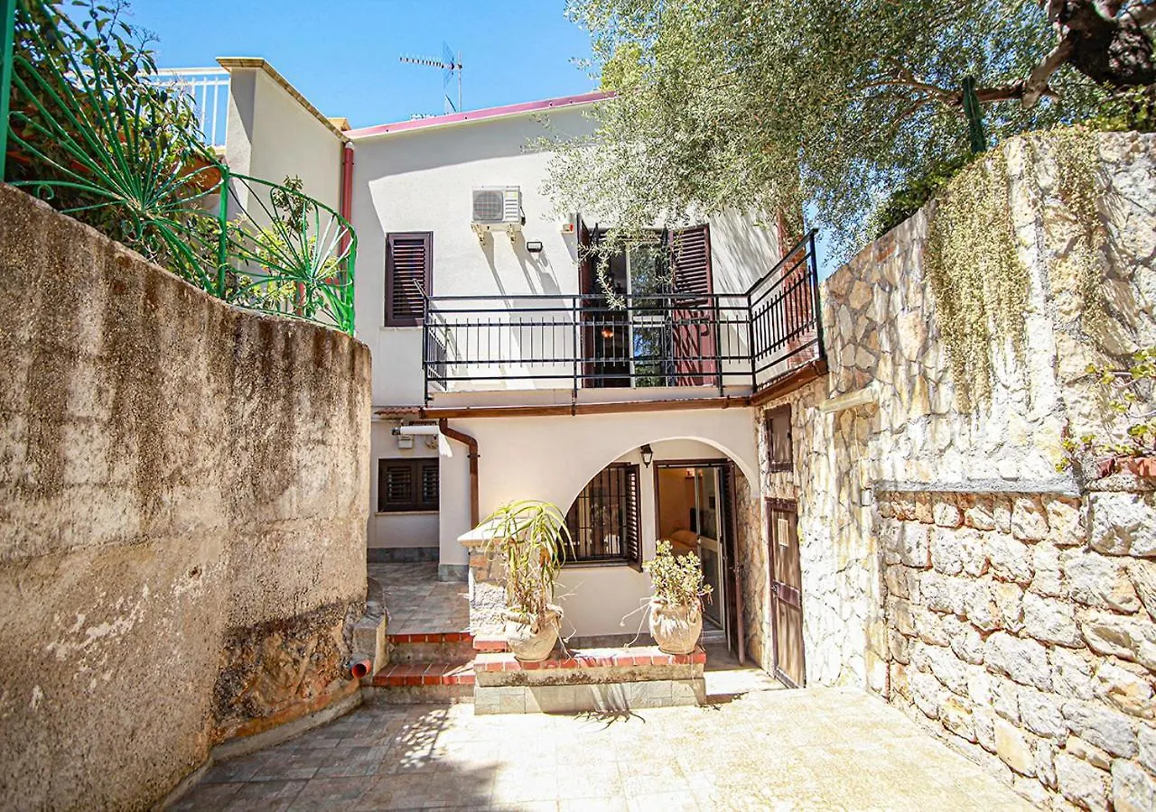 Teatro Apartments Mondello Palermo